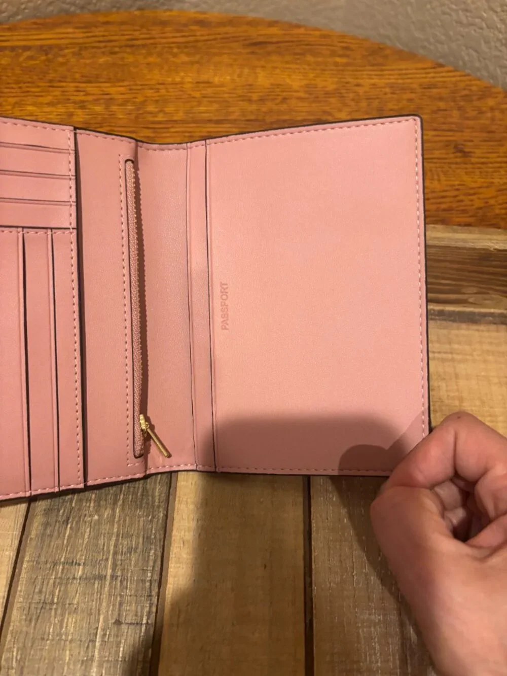 NWT 2026 Coach Passport Card Case in Signature Canvas | Powder Pink CW170 - Picture 5 of 6